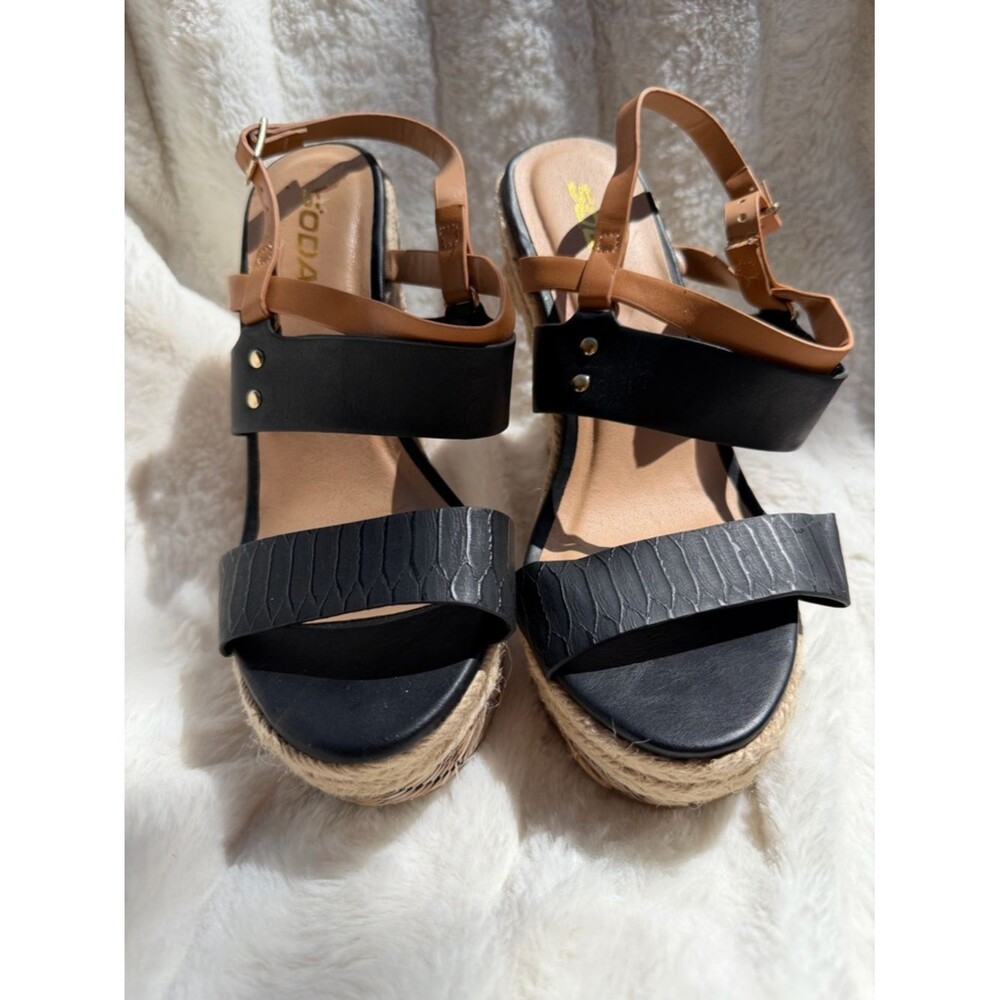 Size 8.5 Women’s Black & Tan Platform Sandals - Stylish Summer Espadrille in